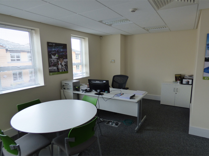 Unit 13 The Courtyard freehold offices Stratford-upon-Avon