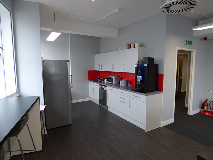 Kitchen facilities for 6th Floor Grosvenor House office space to rent Birmingham