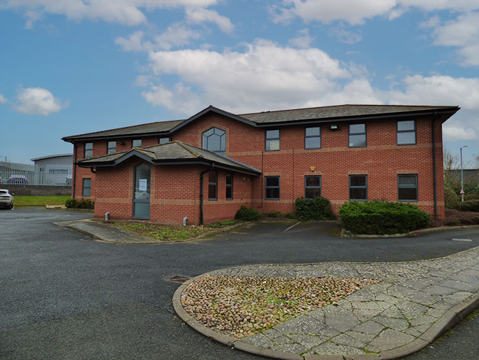 External Orchard House offices to let Evesham at Vale Park, sought-after Worcestershire business park