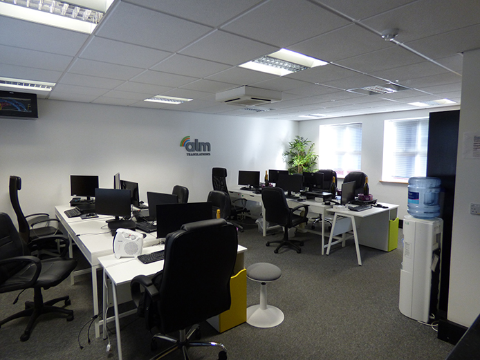 Henley-in-Arden offices to let, 5 Ardent Court, refurbished office space interior