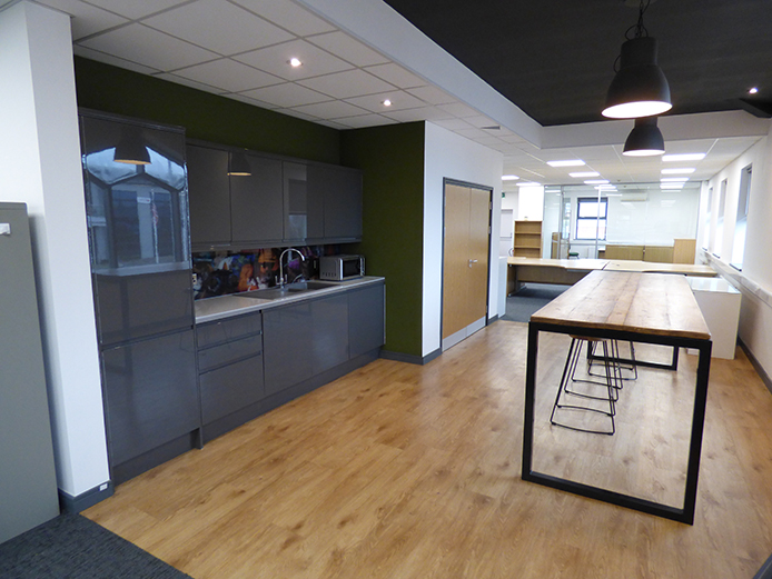 Evesham offices to let with impressive communal reception area, central kitchen and break out facilities