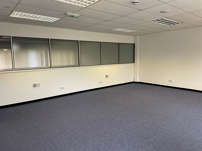 Warehouse with office space Redditch, Worcestershire