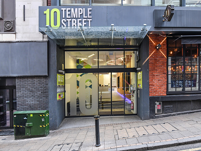 10 Temple Street's stylish entrance - a contemporary office building in Birmingham city centre with a fully fitted suite to let