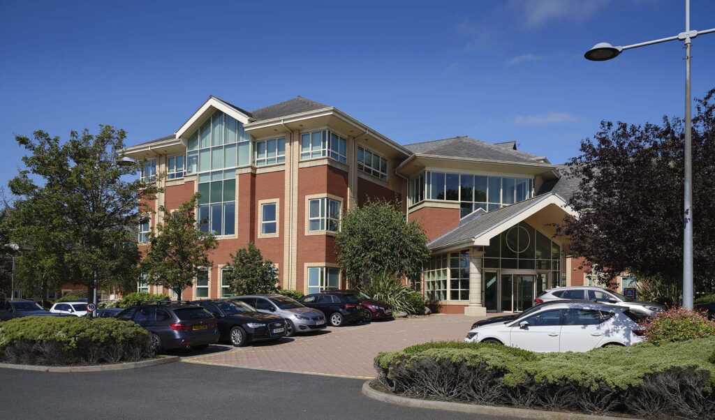 Centurion Court, new head offices in Tamworth for construction company, M&J Evans