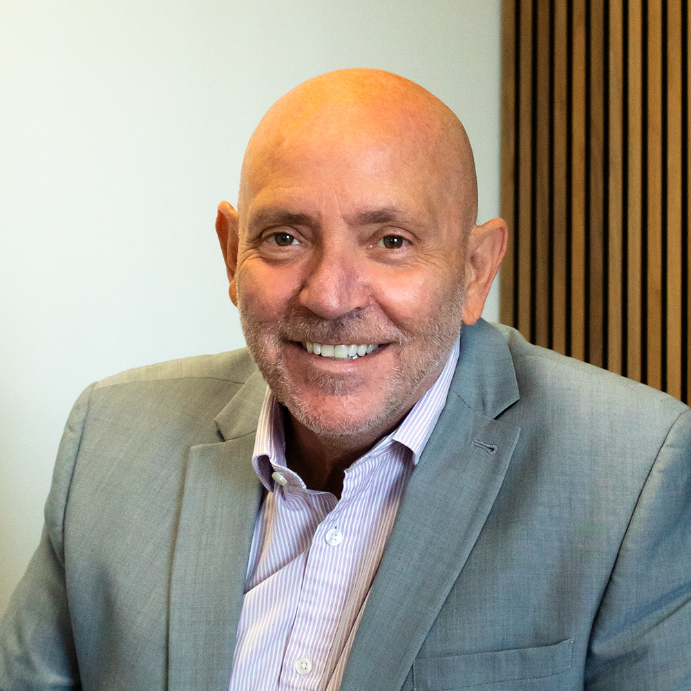 Lloyd Ansermoz headshot